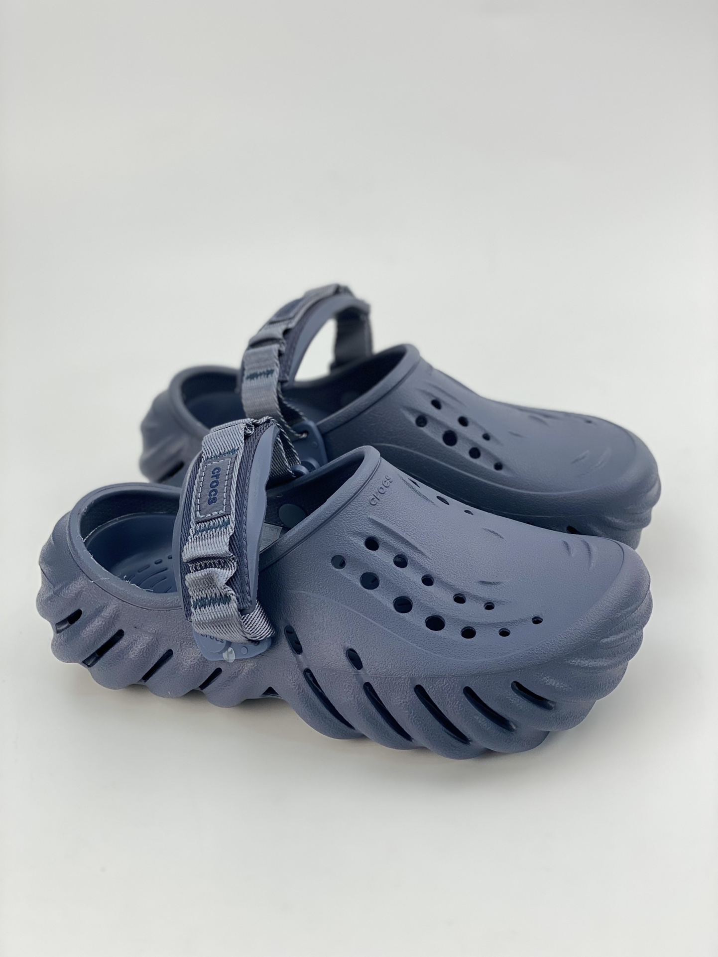 150 卡骆驰Crocs Echo Clog 山林游玩系列 夏日沙滩室内外穿搭休闲涉水洞洞鞋凉拖鞋