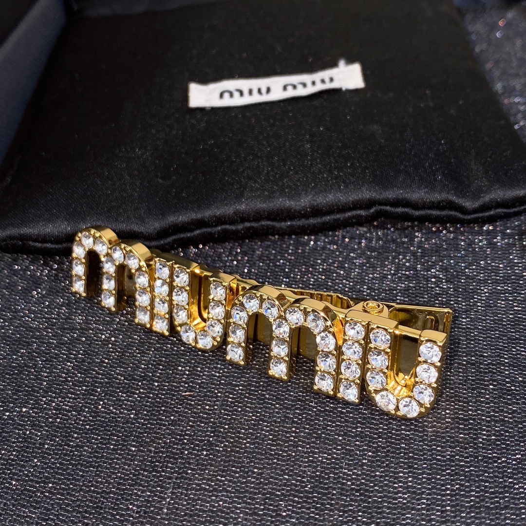 缪缪 Miu Miu 高级成衣风衣外套及大衣服饰 #78763256 9