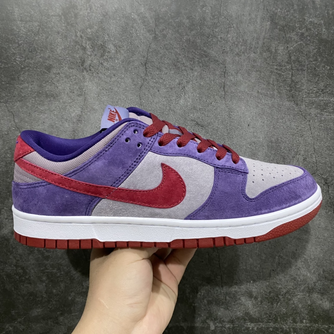 【Z版纯原】NK Dunk Low 树莓紫 CU1726-500 全套原纸版 原楦头 打造完美灵魂版型n全鞋面采用原装进口翻毛皮料原皮n原档案原装大底  原厂百宏织唛舌标原厂中底布正确印刷 原档案数据后跟弧度n细节完美 零售首选版本 尺码 36 37.5 38 38.5 39 40 40.5 41 42 42.5 43 44 44.5 45 46 47.5-莆田鞋批发中心