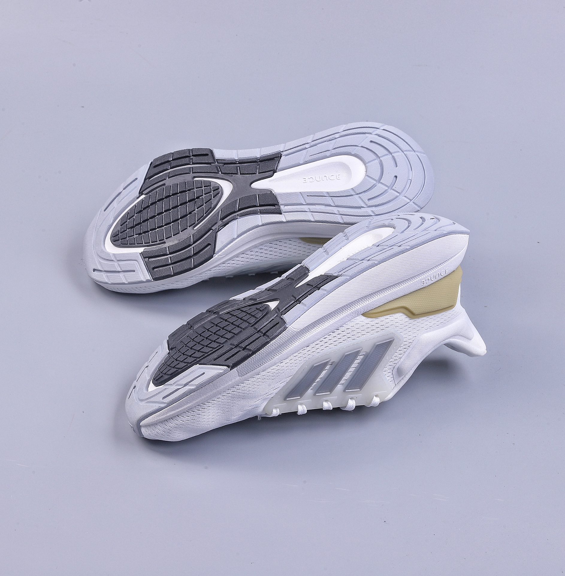 Adidas EQ21 RUN officially launched retro running shoes GZ0591 simultaneously