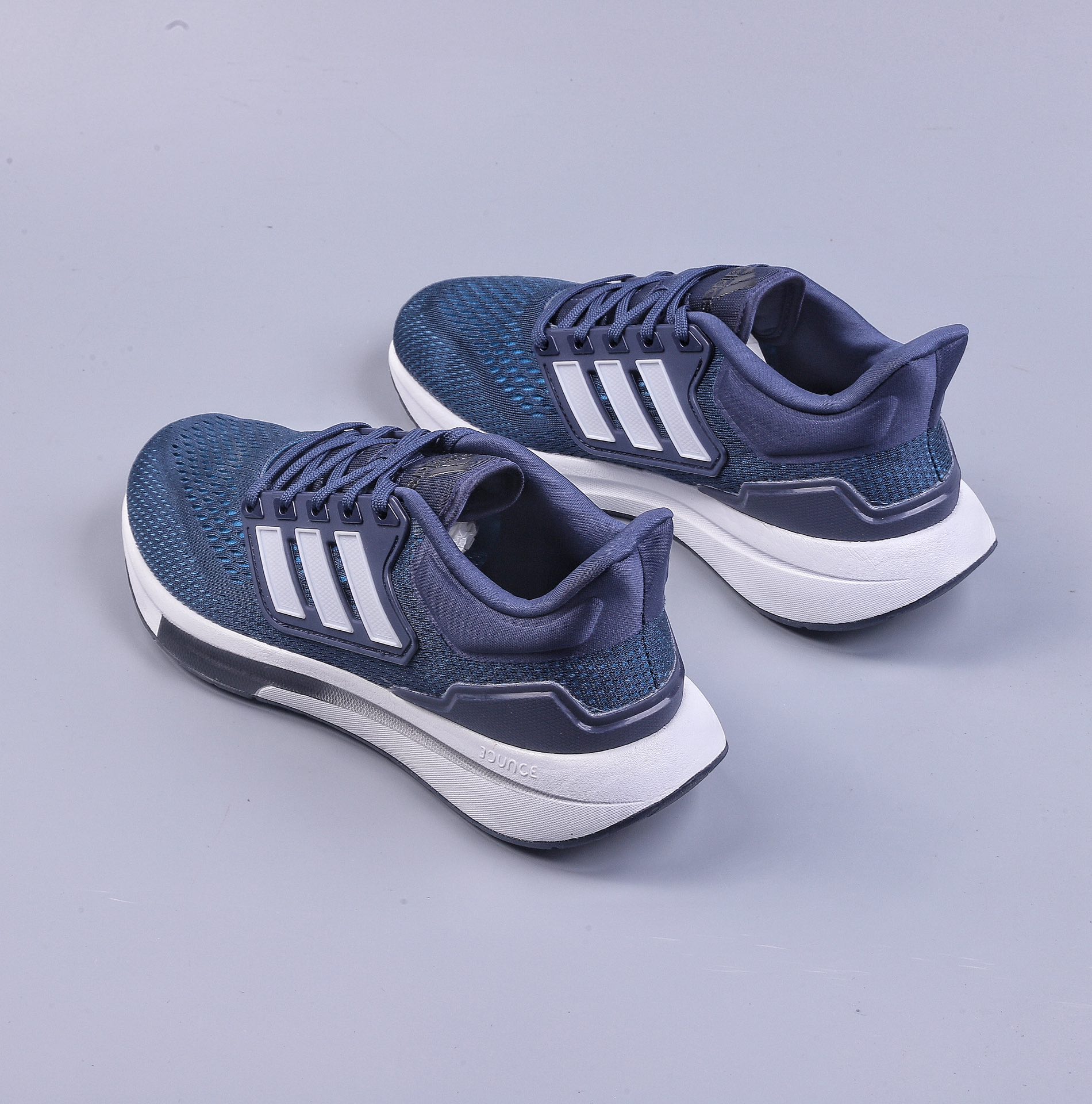 Adidas EQ21 RUN officially launched retro running shoes H00517 simultaneously