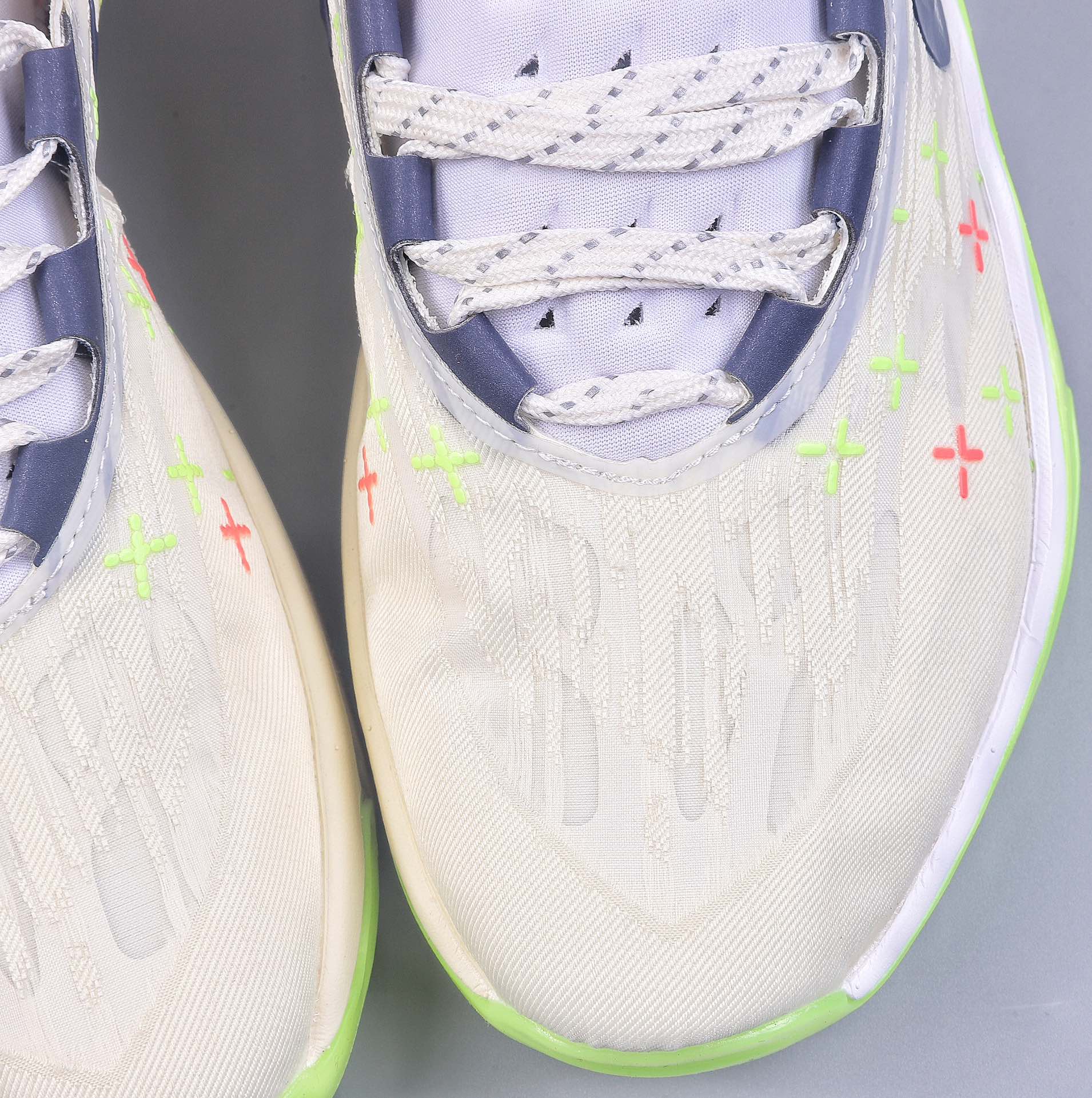 240 Nike Air Zoom G.T.Cut 2 EP 耐克GT2.0实战系列篮球鞋 FB1961-141