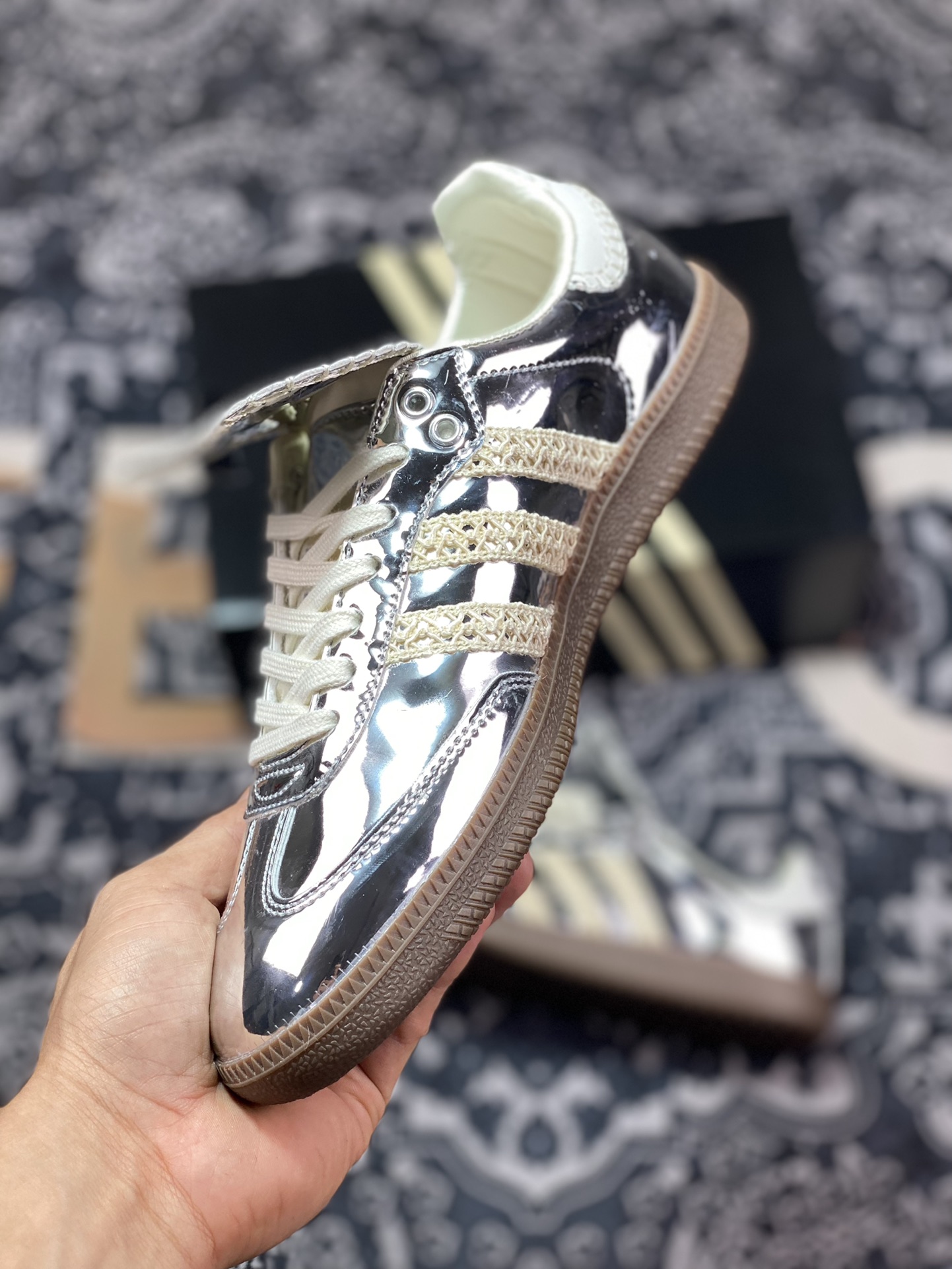 Wales Bonner x Adidas Originals Samba Classic ”Silver Metallic” Samba Dancing Shoes ”Mirror Silver Beige Caramel Bottom” IG8181