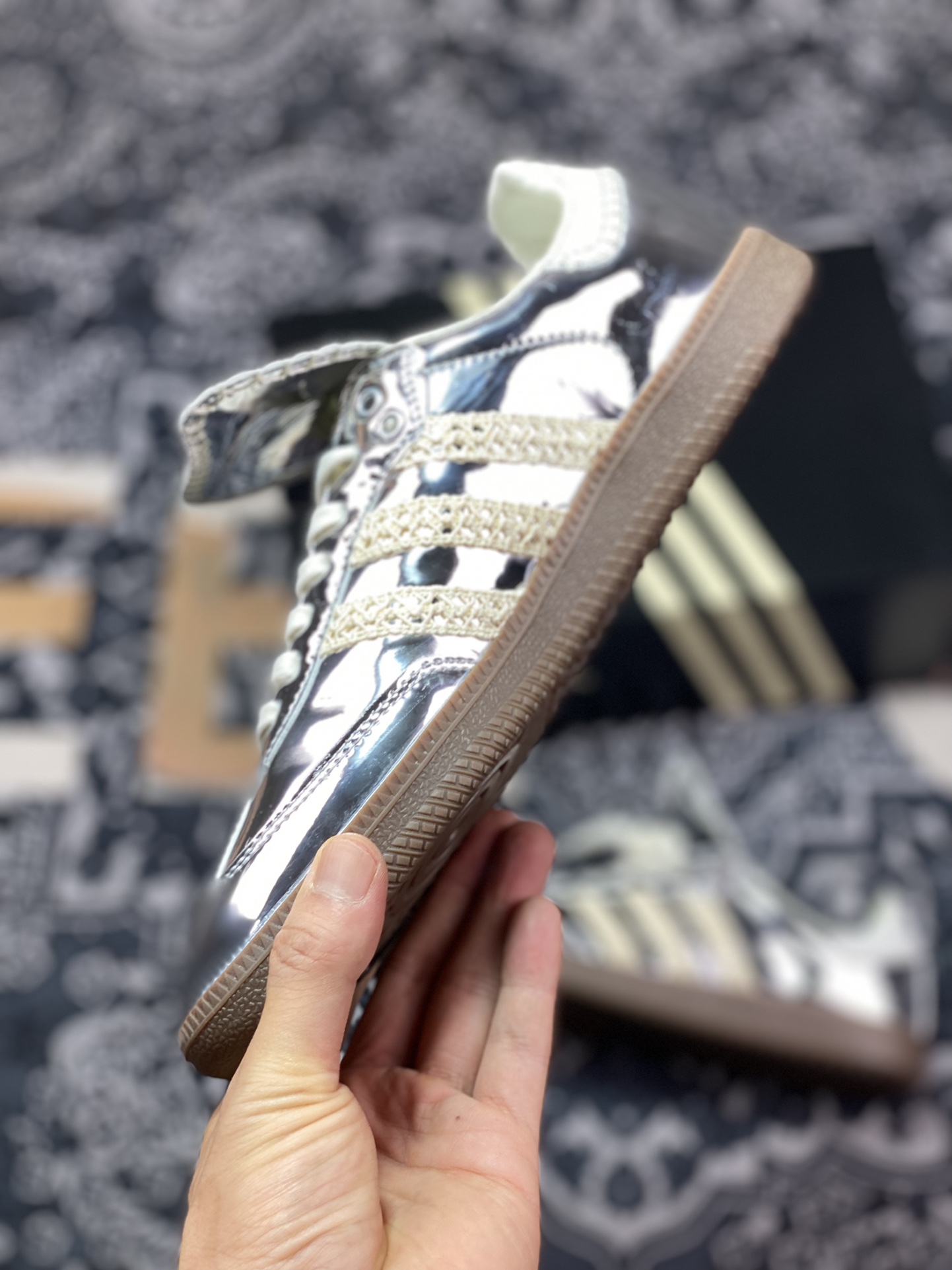 Wales Bonner x Adidas Originals Samba Classic ”Silver Metallic” Samba Dancing Shoes ”Mirror Silver Beige Caramel Bottom” IG8181