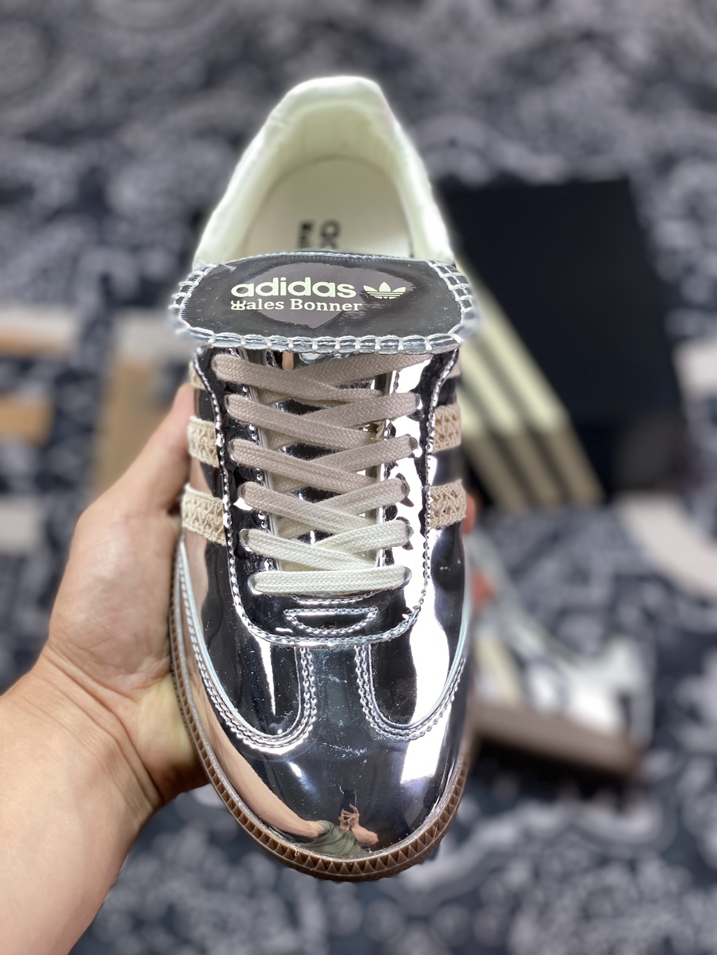 Wales Bonner x Adidas Originals Samba Classic ”Silver Metallic” Samba Dancing Shoes ”Mirror Silver Beige Caramel Bottom” IG8181