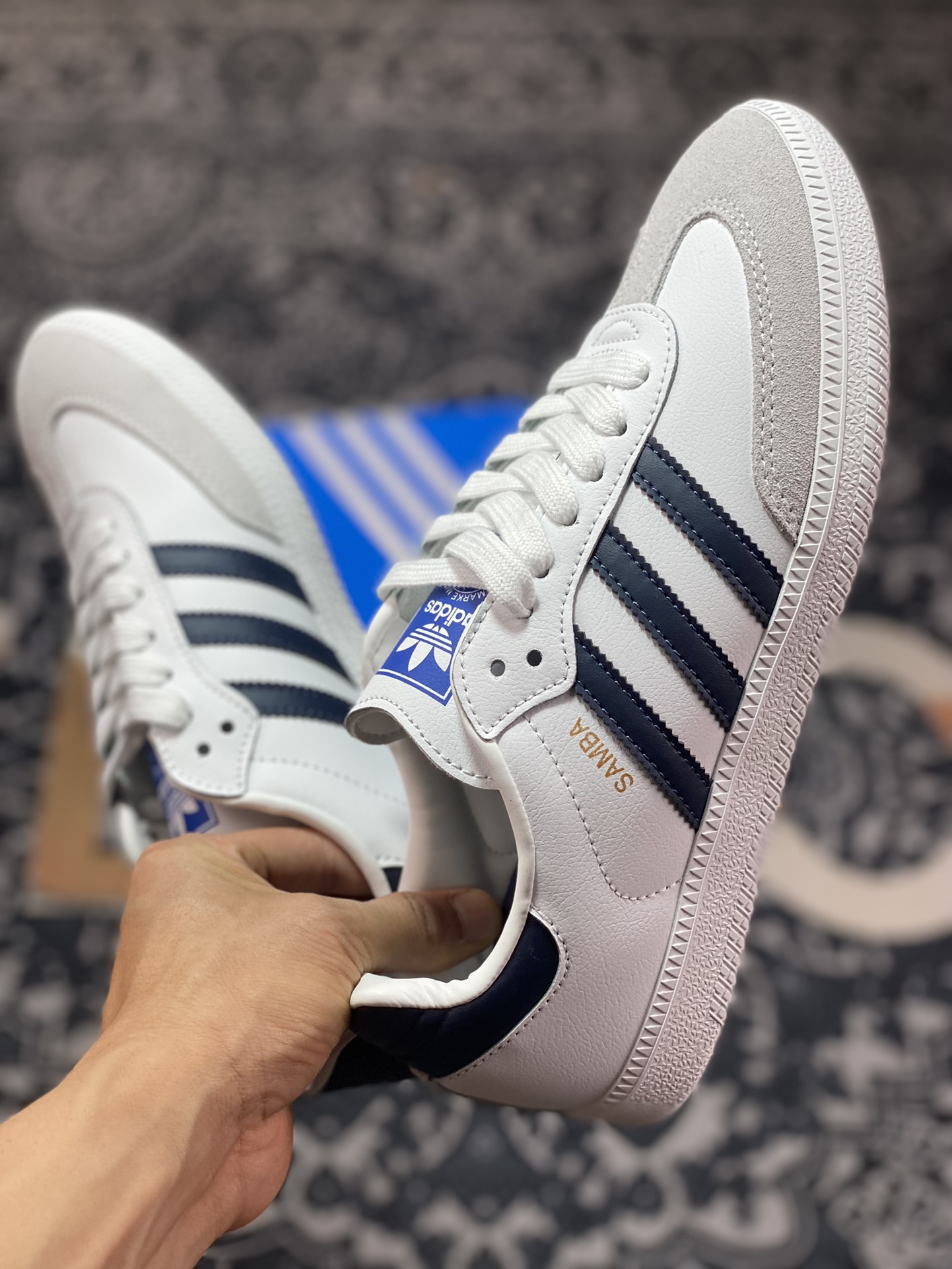 Adidas Originals Samba OG Samba Series Gentleman's Moral Training Football Style Versatile Low-top Sneakers ”Leather White Gray Navy Blue” GW3158