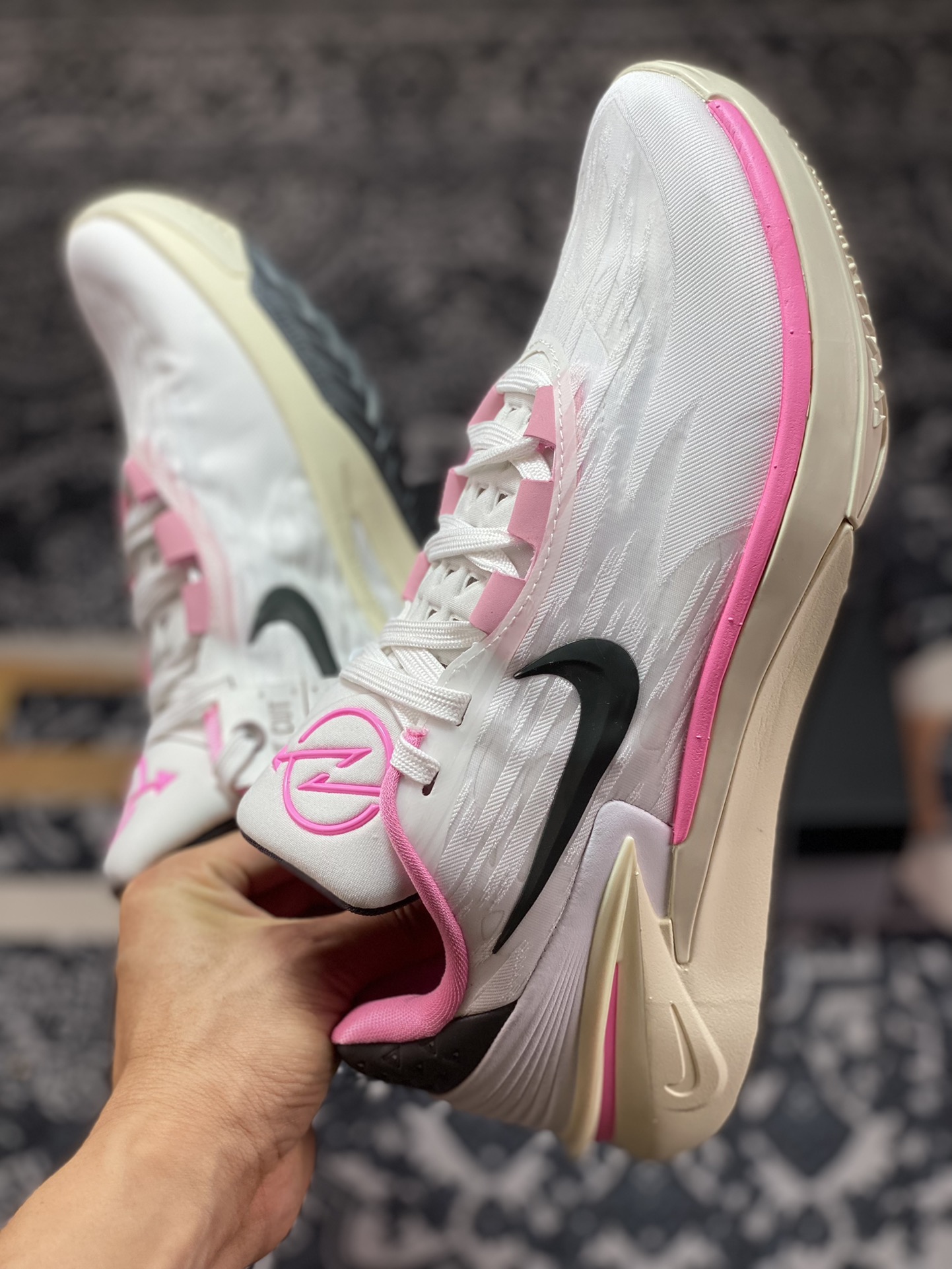 320 Nike Air Zoom GT Cut 2.0 EP”White Grey Pink”超跑级2代低帮篮球鞋“白灰樱花粉”FD9905-101