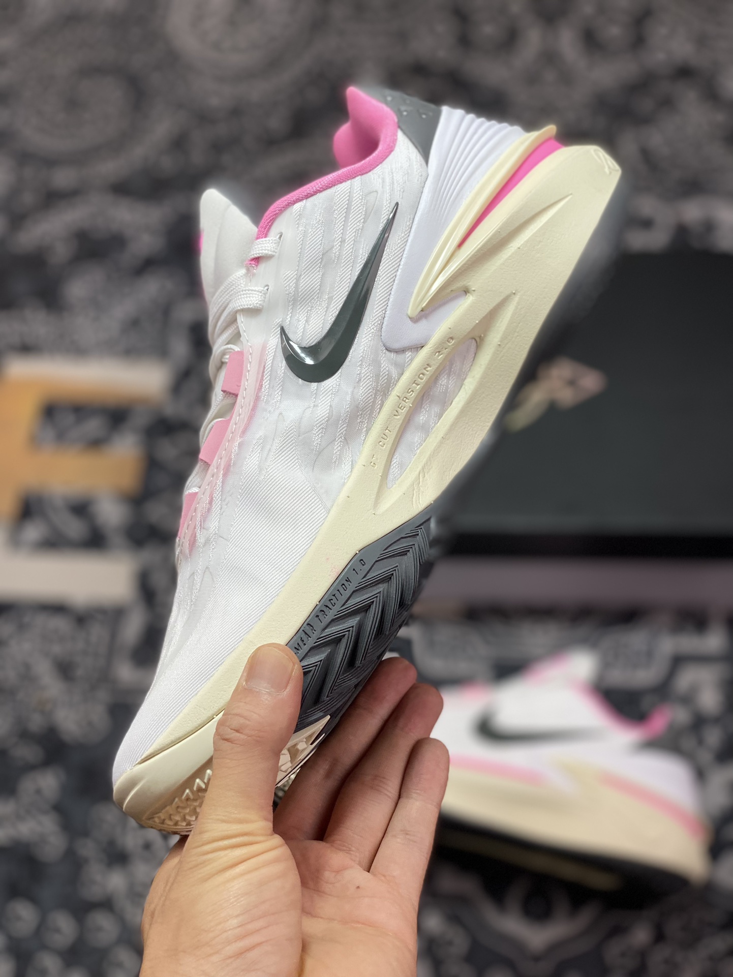 320 Nike Air Zoom GT Cut 2.0 EP”White Grey Pink”超跑级2代低帮篮球鞋“白灰樱花粉”FD9905-101