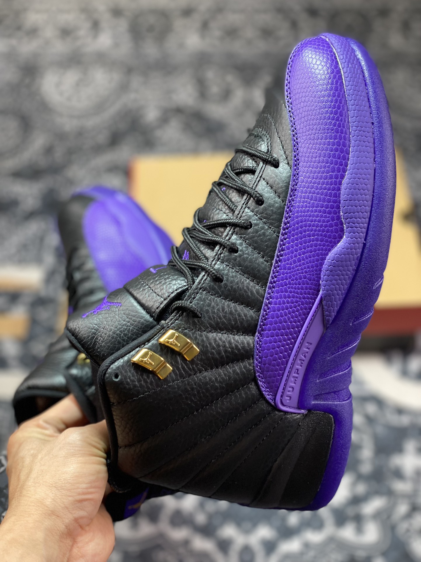 Air Jordan 12 ”Field Purple” Purple Black CT8013-057