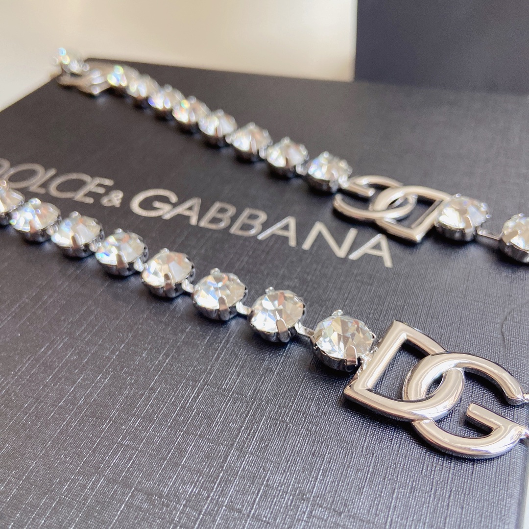 D&G杜嘉班纳DG徽标与水钻腰带精品