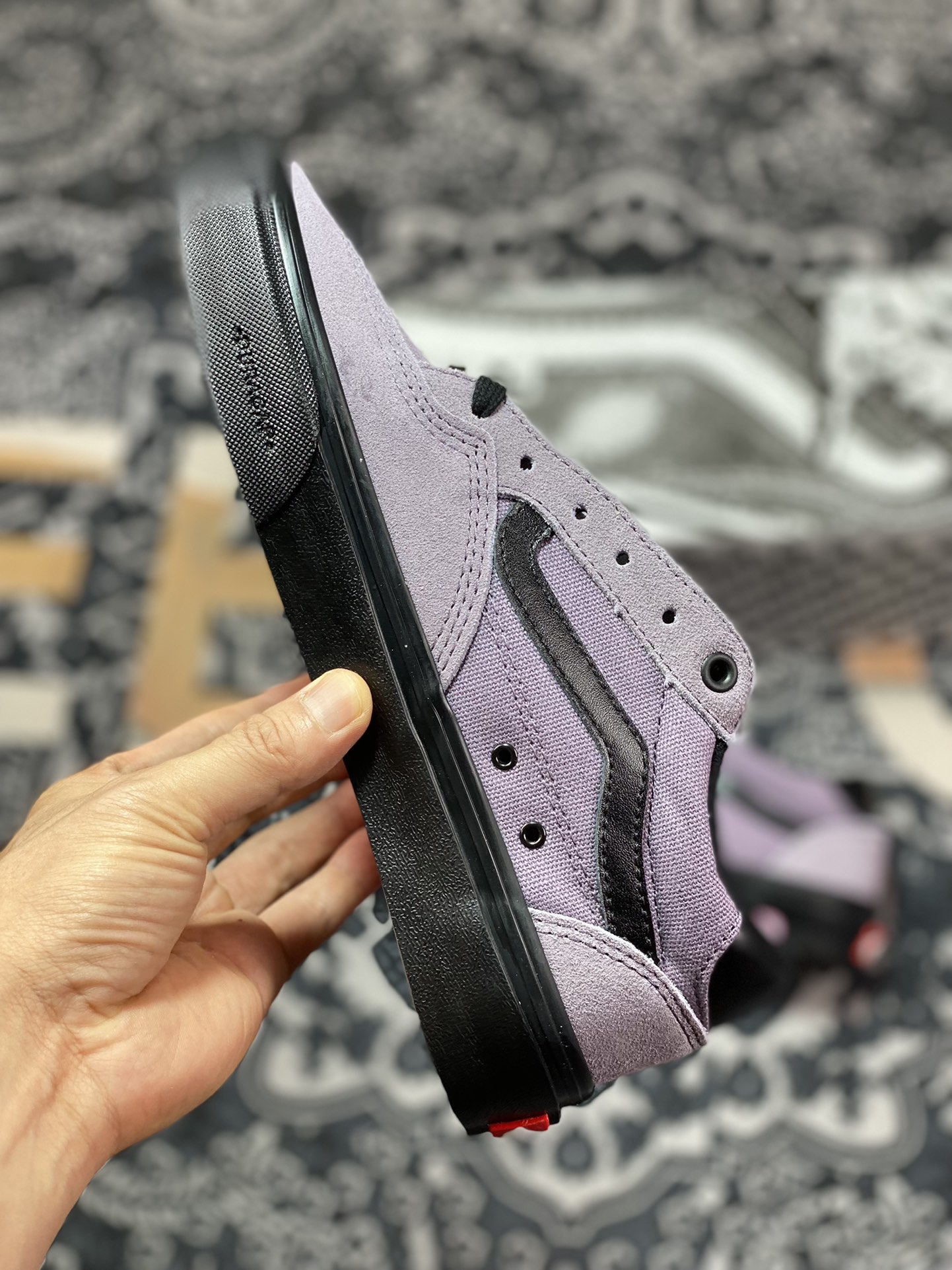 Vans Skate Rowan Pro Dark Night Black Purple Classic Versatile