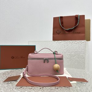 Loro Piana Luxury Crossbody & Shoulder Bags Pink