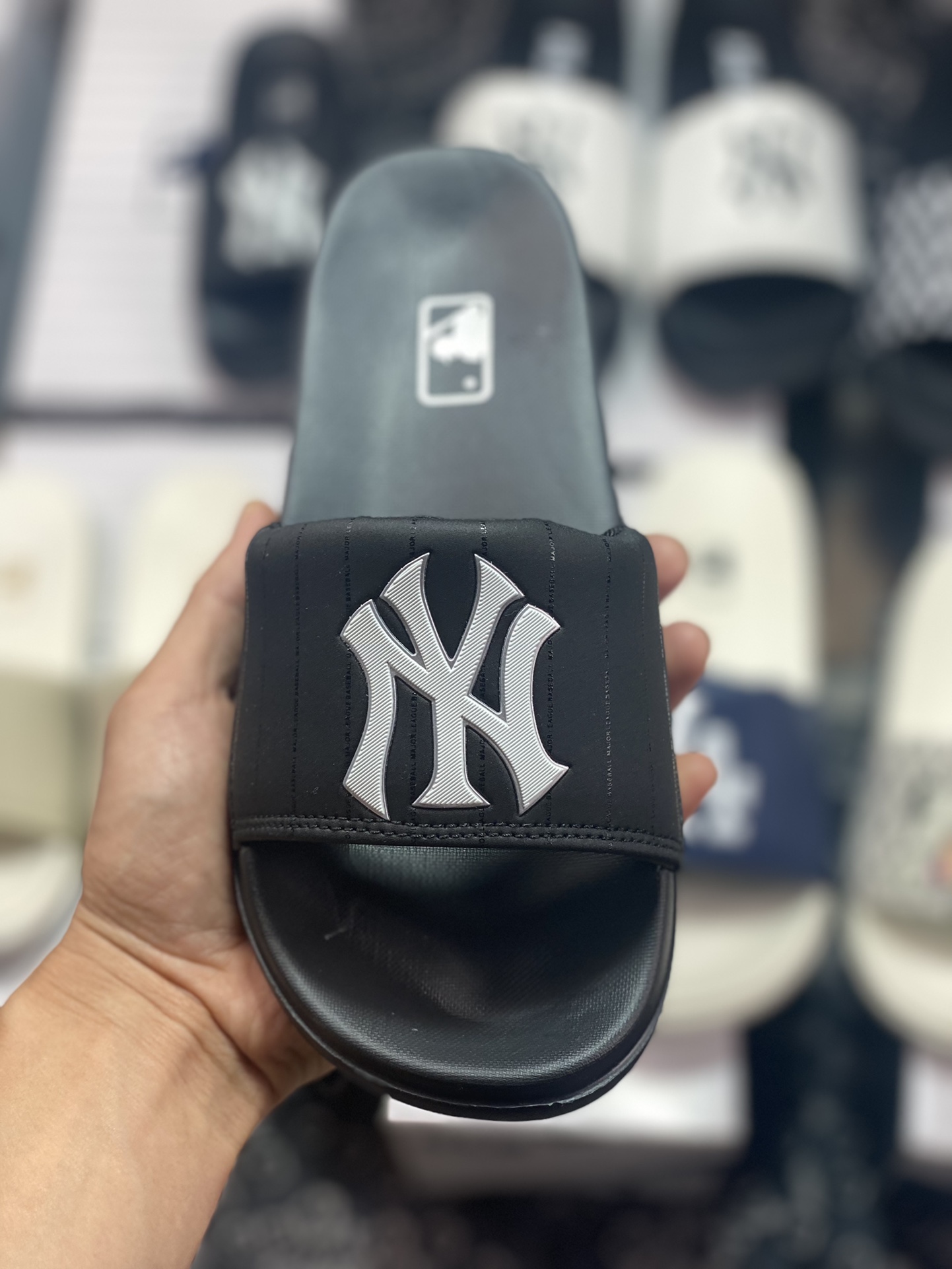 New York Yankees x MLB New Mound Slide baseball field series classic flip-flops