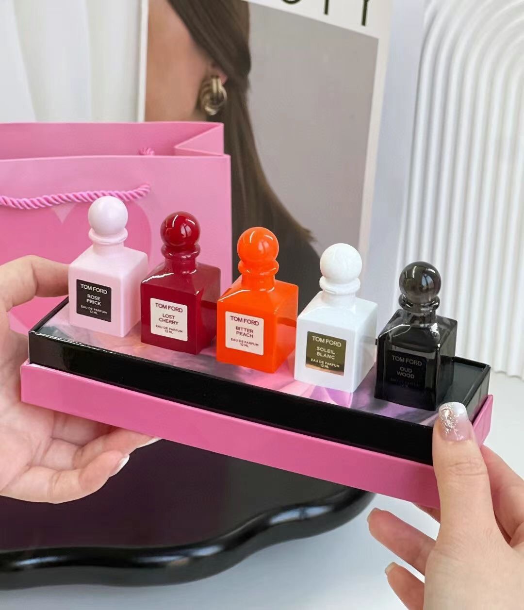 Tom Ford Limited Edition Miniature Pink Fragrance Set - 5 x 12ml 2 i1686715890 7388 0