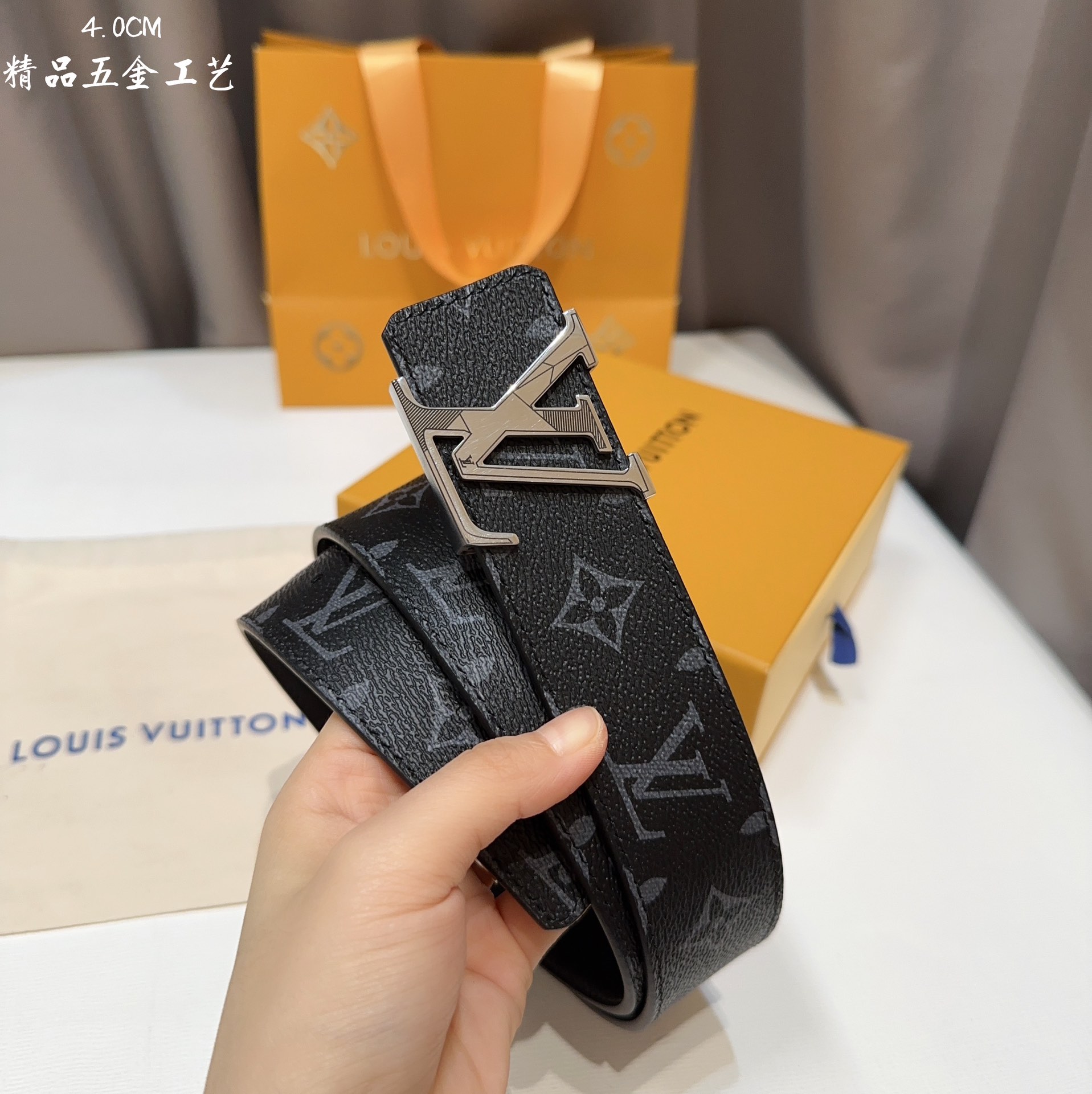 同步LV路易男士宽度4.0CM简单大
