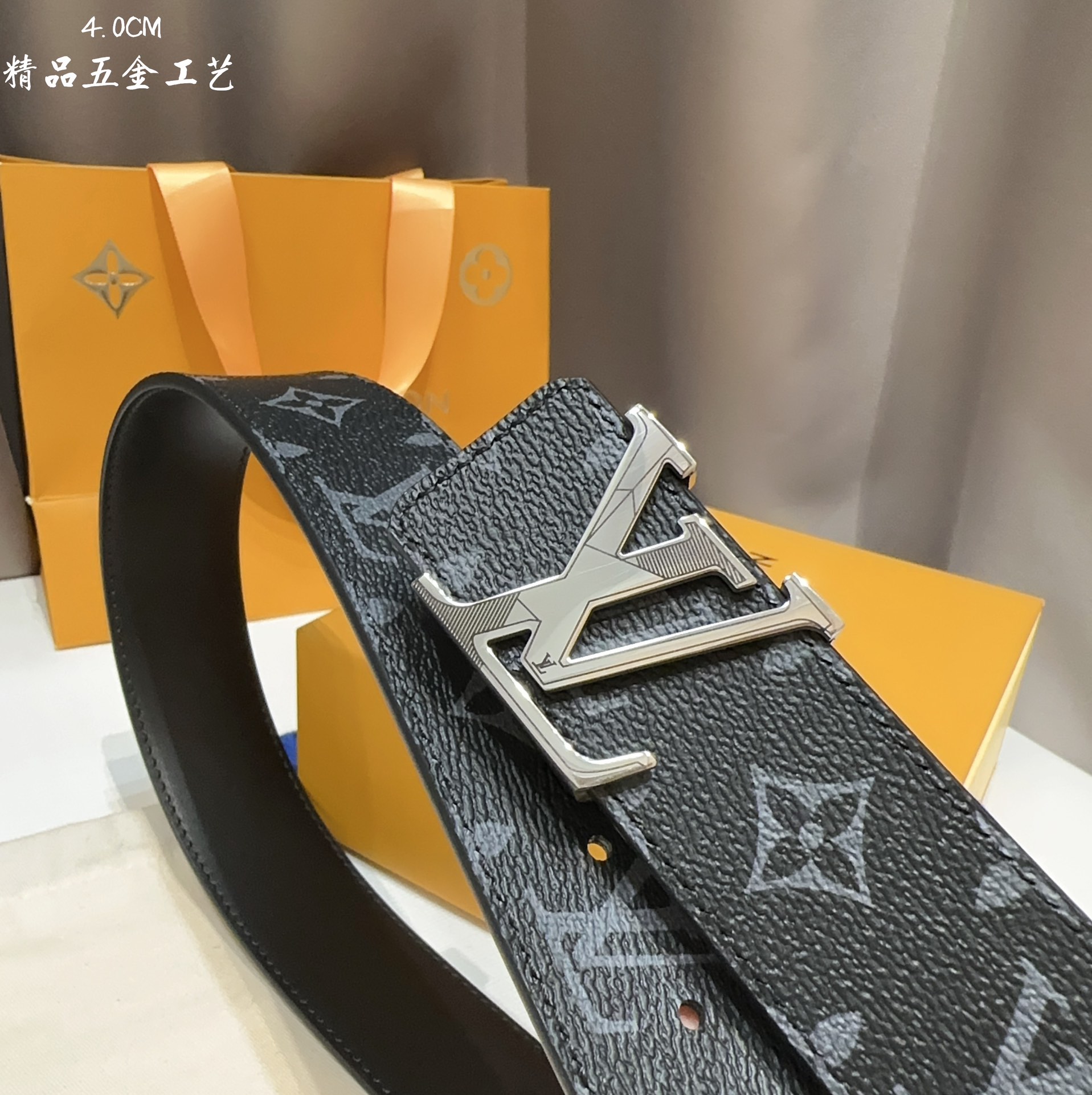 同步LV路易男士宽度4.0CM简单大