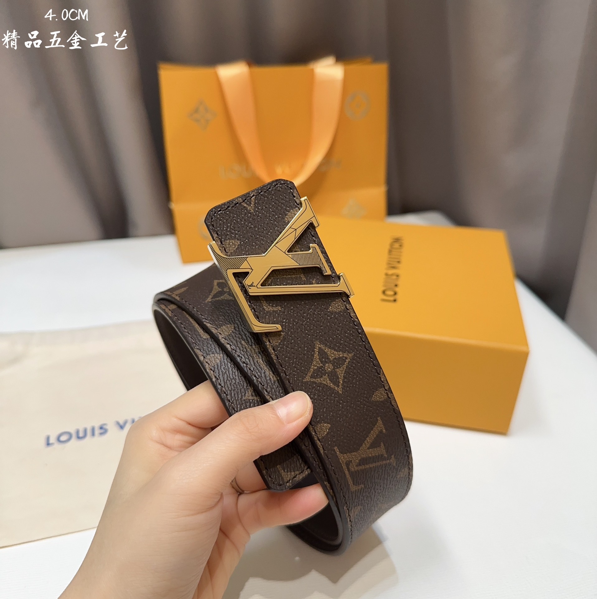 同步LV路易男士宽度4.0CM简单大