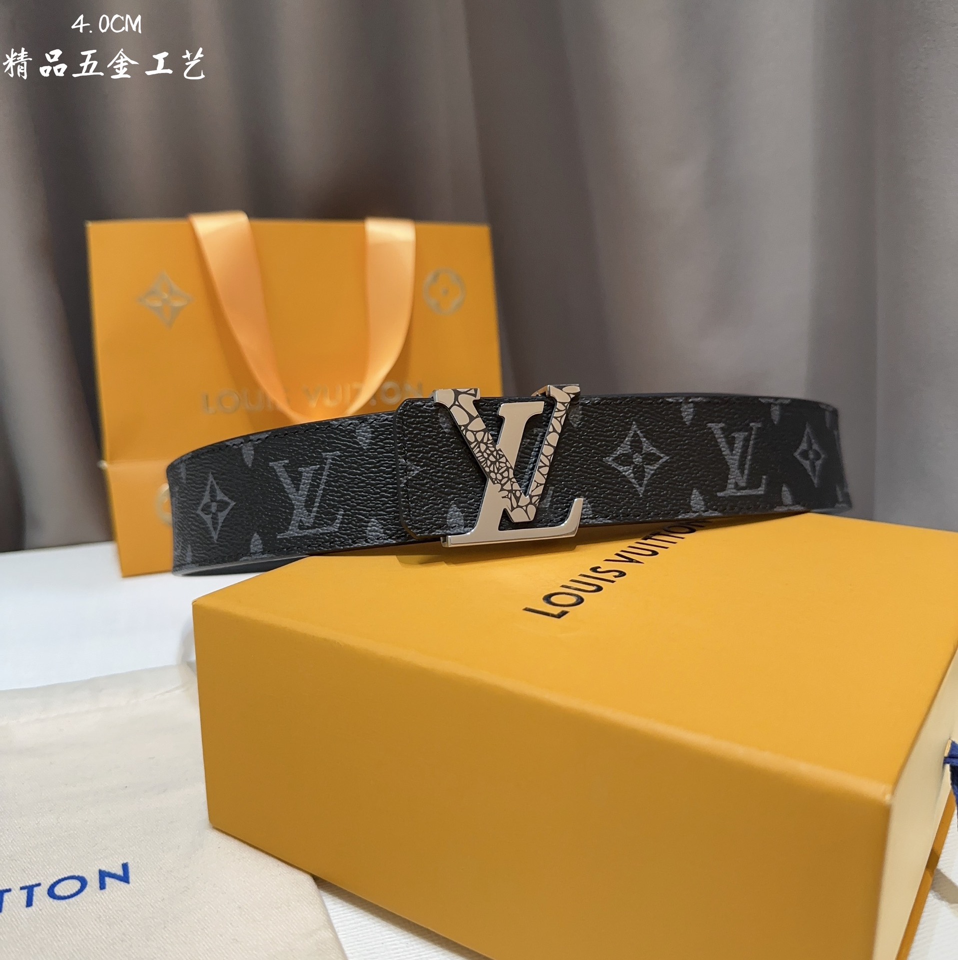 同步LV路易男士宽度4.0CM简单大