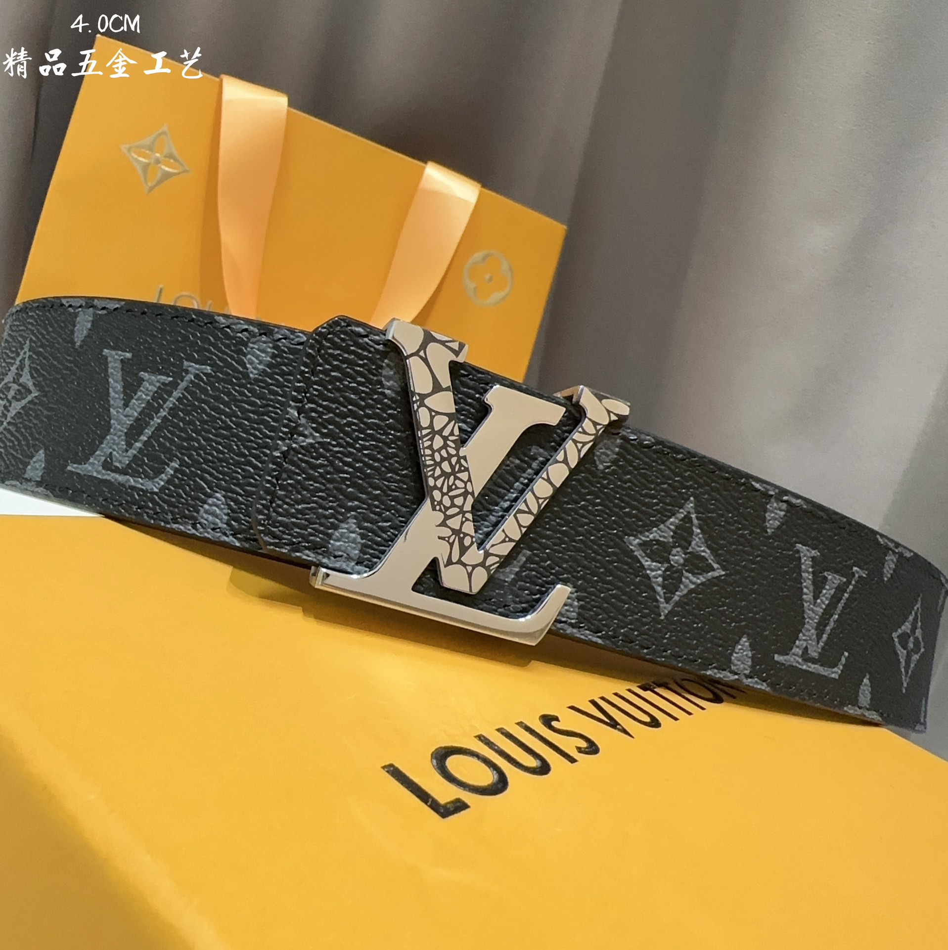 同步LV路易男士宽度4.0CM简单大
