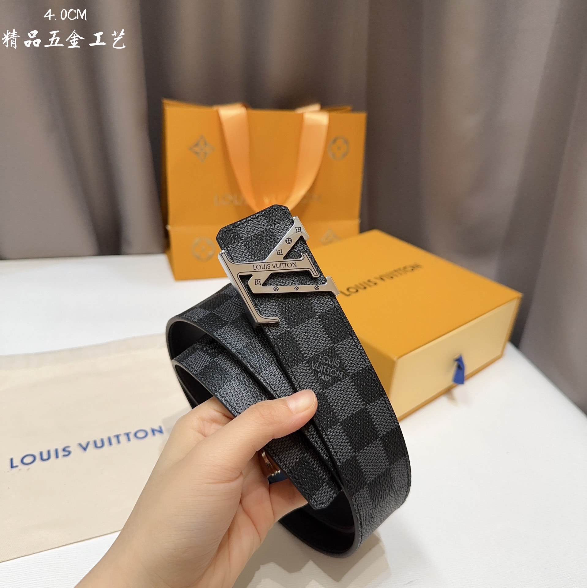 同步LV路易男士宽度4.0CM简单大