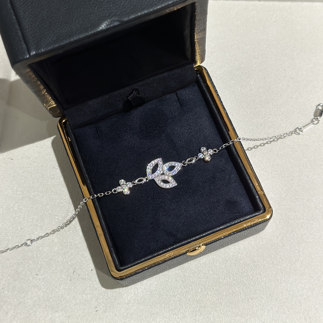  
A0548 👑海瑞温斯顿 镂空三叶草 手链 项链 超精工制作 原版一比一 精工打造进口s925纯银材