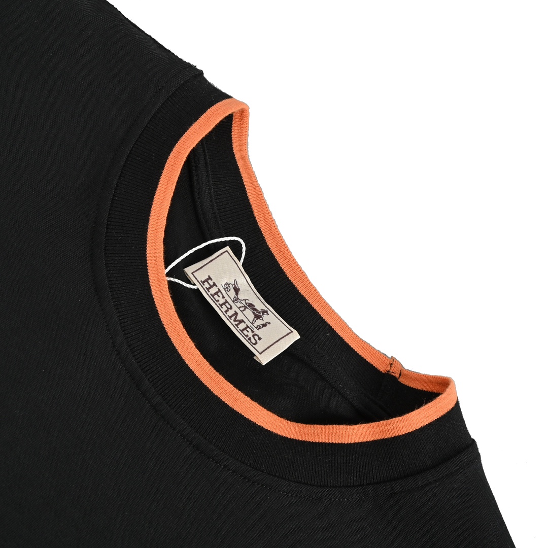 HERMES/爱马仕 经典刺绣橙标短袖 黑色