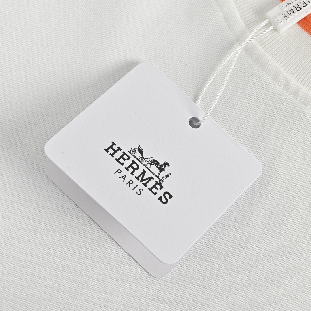 HERMES/爱马仕 经典刺绣橙标短袖 白色