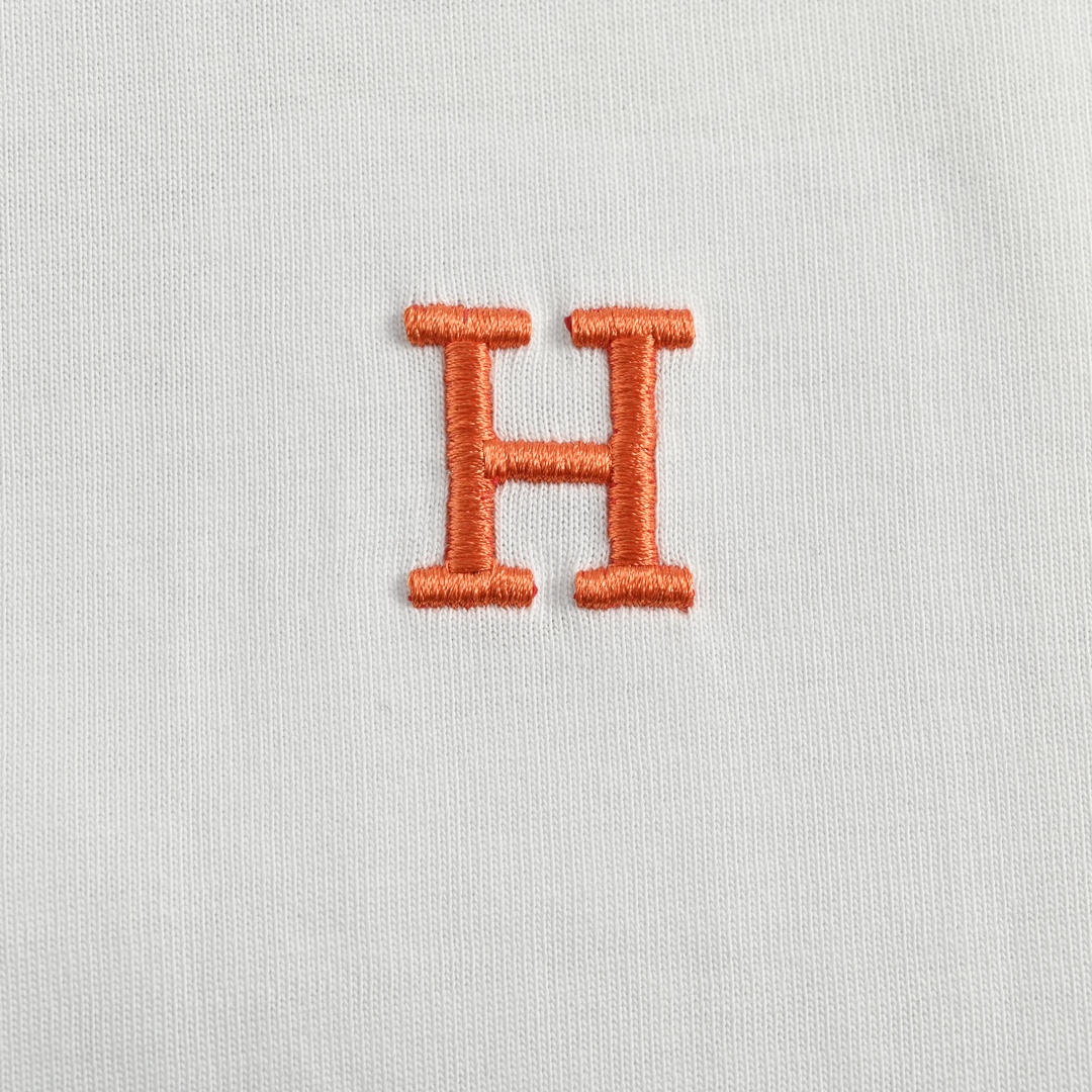 HERMES/爱马仕 经典刺绣橙标短袖 白色
