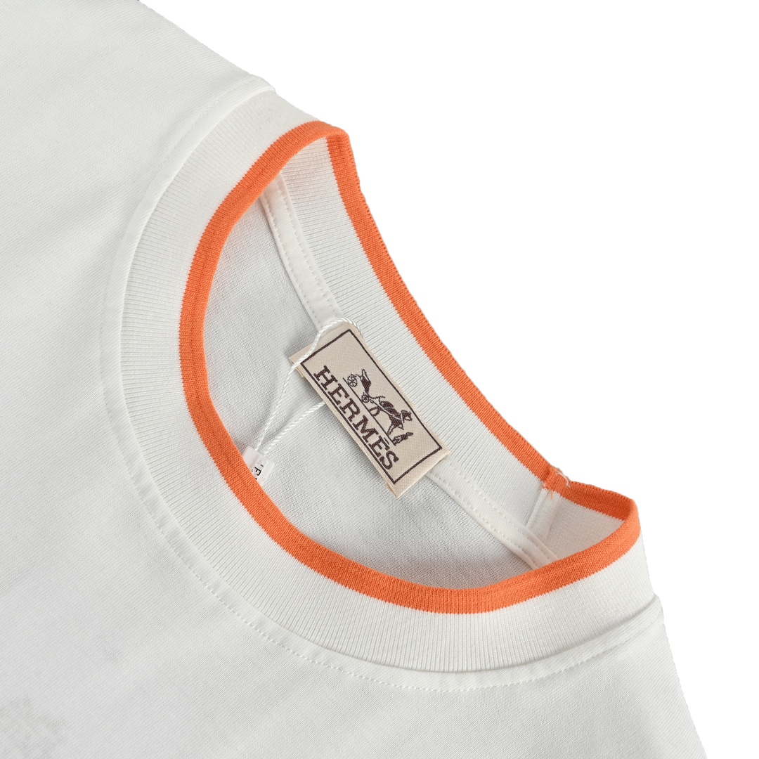 HERMES/爱马仕 经典刺绣橙标短袖 白色
