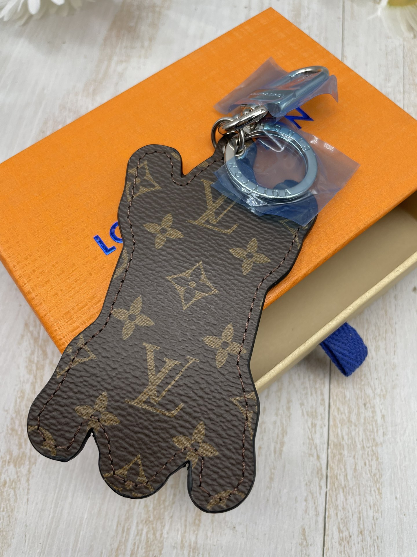 Sesame Street Paper Crane keychain back view