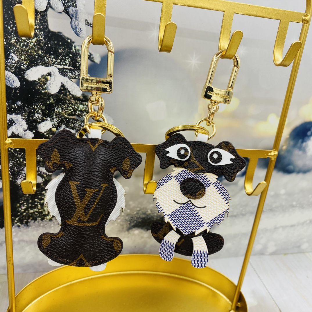 No Face Man keychain back view