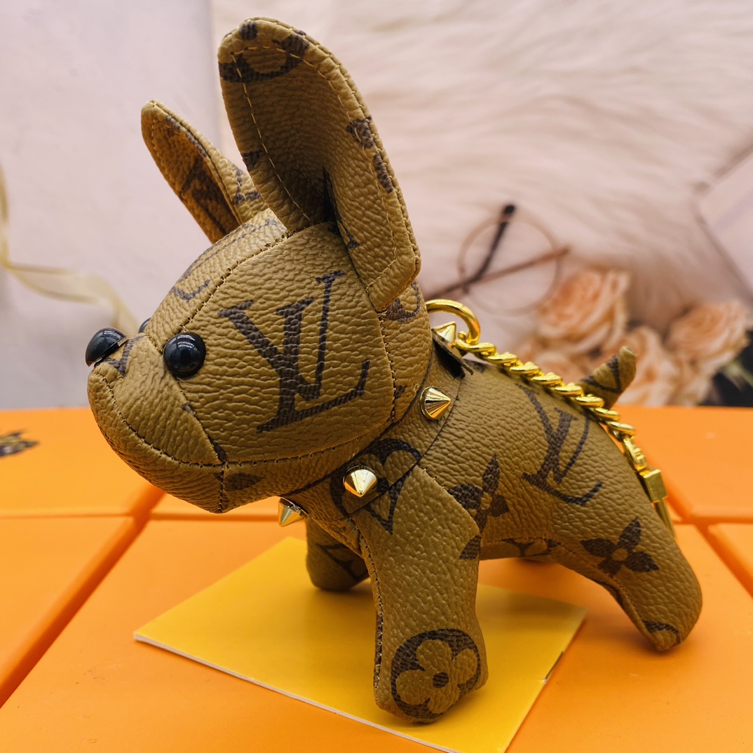 French bulldog keychain detail close up