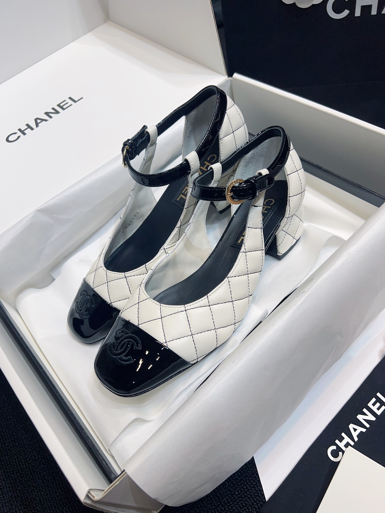 샤넬 신발 94705 Chanel Shoes