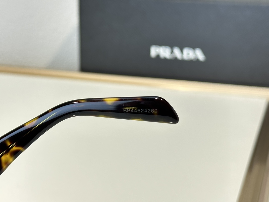 Designer Sunglasses SPR