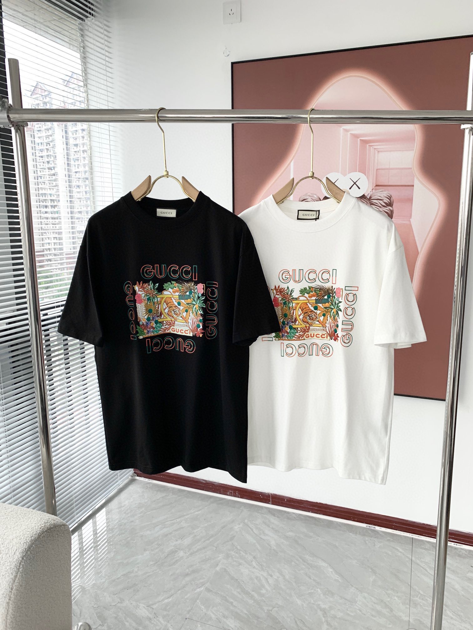 Sellers Online
 Gucci Clothing T-Shirt Unisex Cotton Spring/Summer Collection Short Sleeve