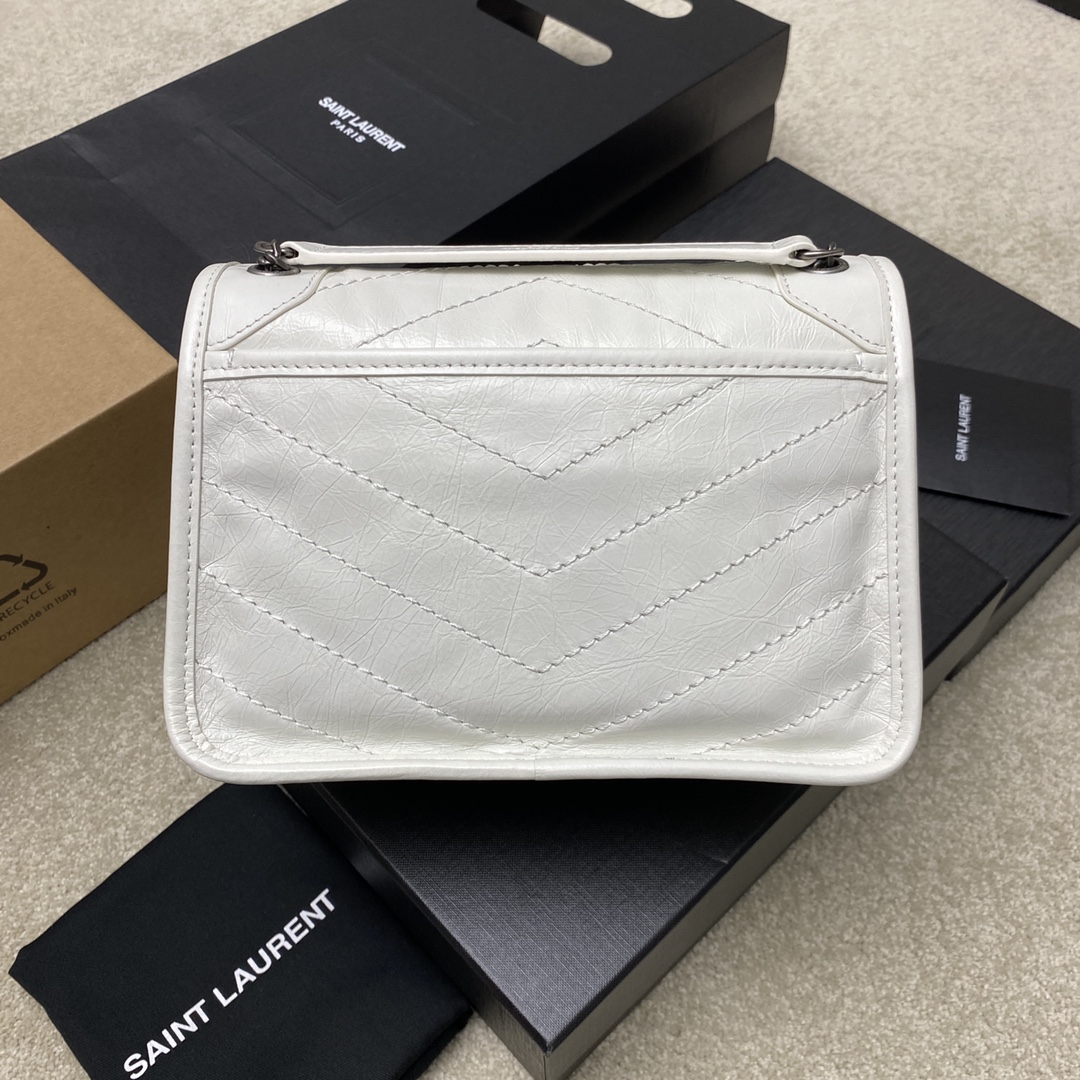Saint Laurent 22cm油腊纯白/古银 NIKI～22cm 爆裂纹 超多明星 同款
