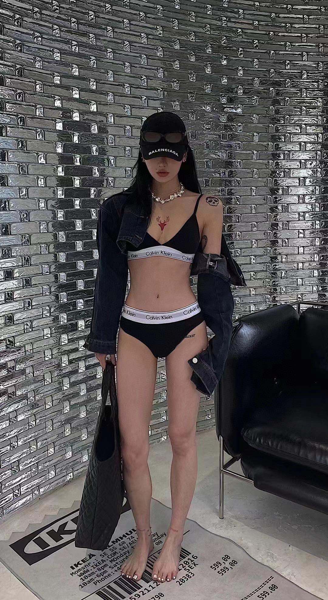 Conjunto de ropa interior Calvin Klein para mujer: Sujetador deportivo y bragas de algodón