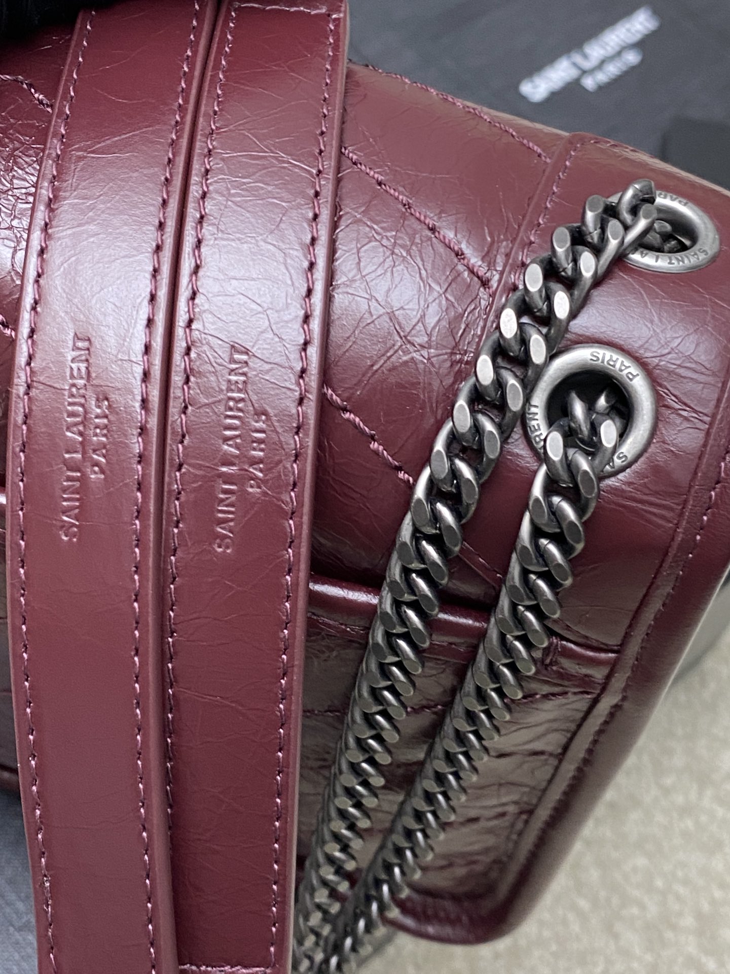 Saint Laurent 22cm油腊酒红/古银 NIKI～22cm 爆裂纹 超多明星 同款