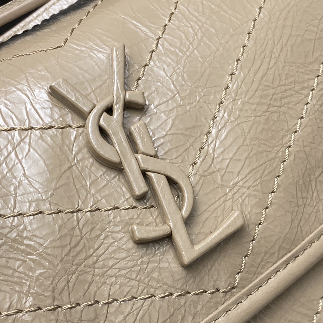 Saint Laurent 22cm油腊杏色/古银 NIKI～22cm 爆裂纹 超多明星 同款
