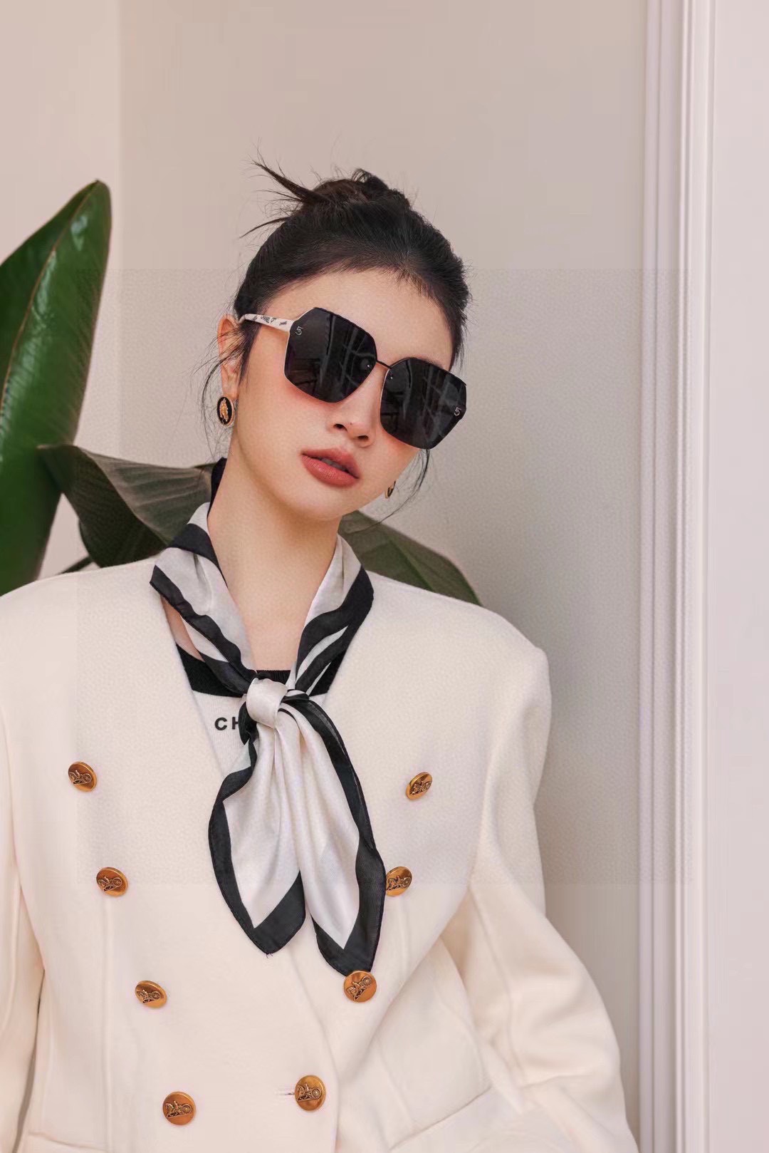 Chanel Sunglasses High Quality Replica
 Resin Fashion