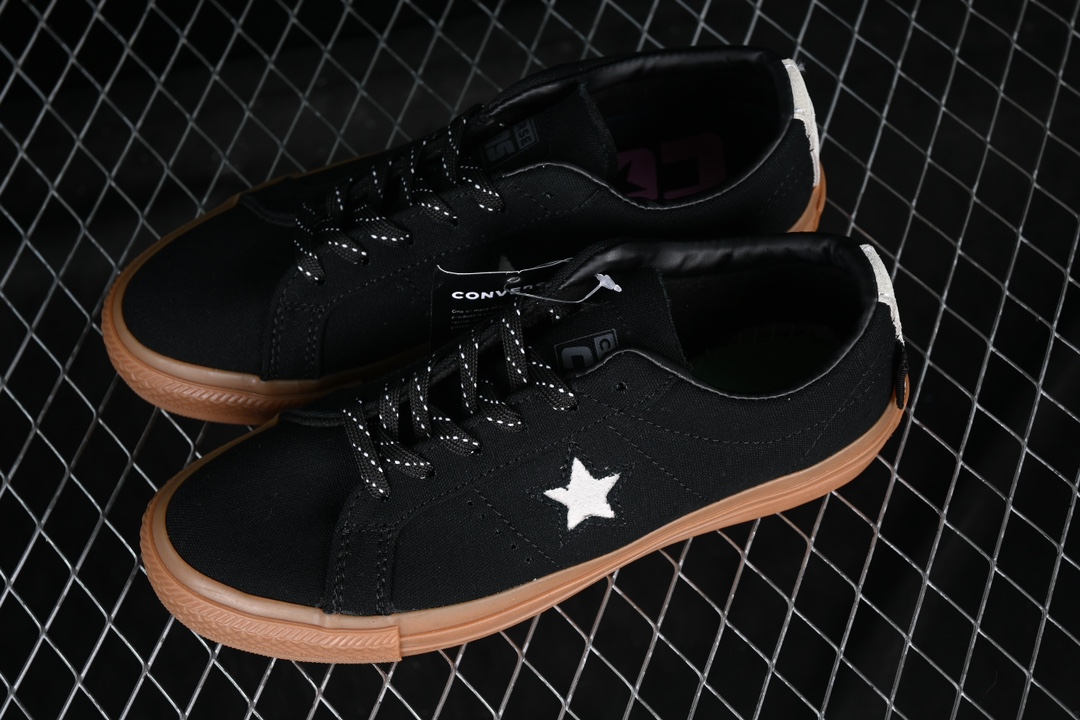 💰160纯原
Converse One Star Pro "Cordura Canvas" 匡威官方 木村复古休闲滑板鞋 A03217C
#经典鞋型提供舒适穿着感受 低调不浮夸 简约设计 时尚百搭 官网主推款 ins潮人时髦单品
尺码:35 36 36.5 37 37.5 38 39 39.5 40 41 41.5 42 42.5 43 44 M.C3