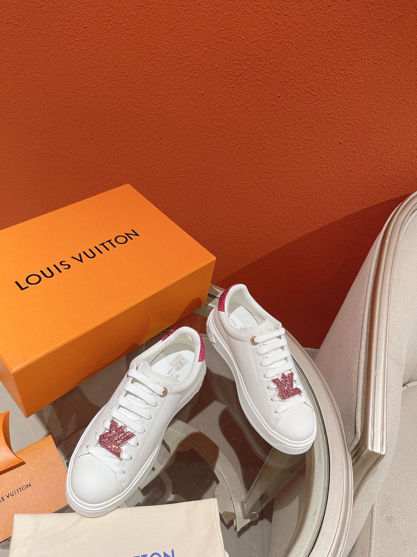 Louis Vuitton Skateboard Shoes Sneakers White Calfskin Cowhide Sheepskin TPU Spring/Summer Collection Sweatpants