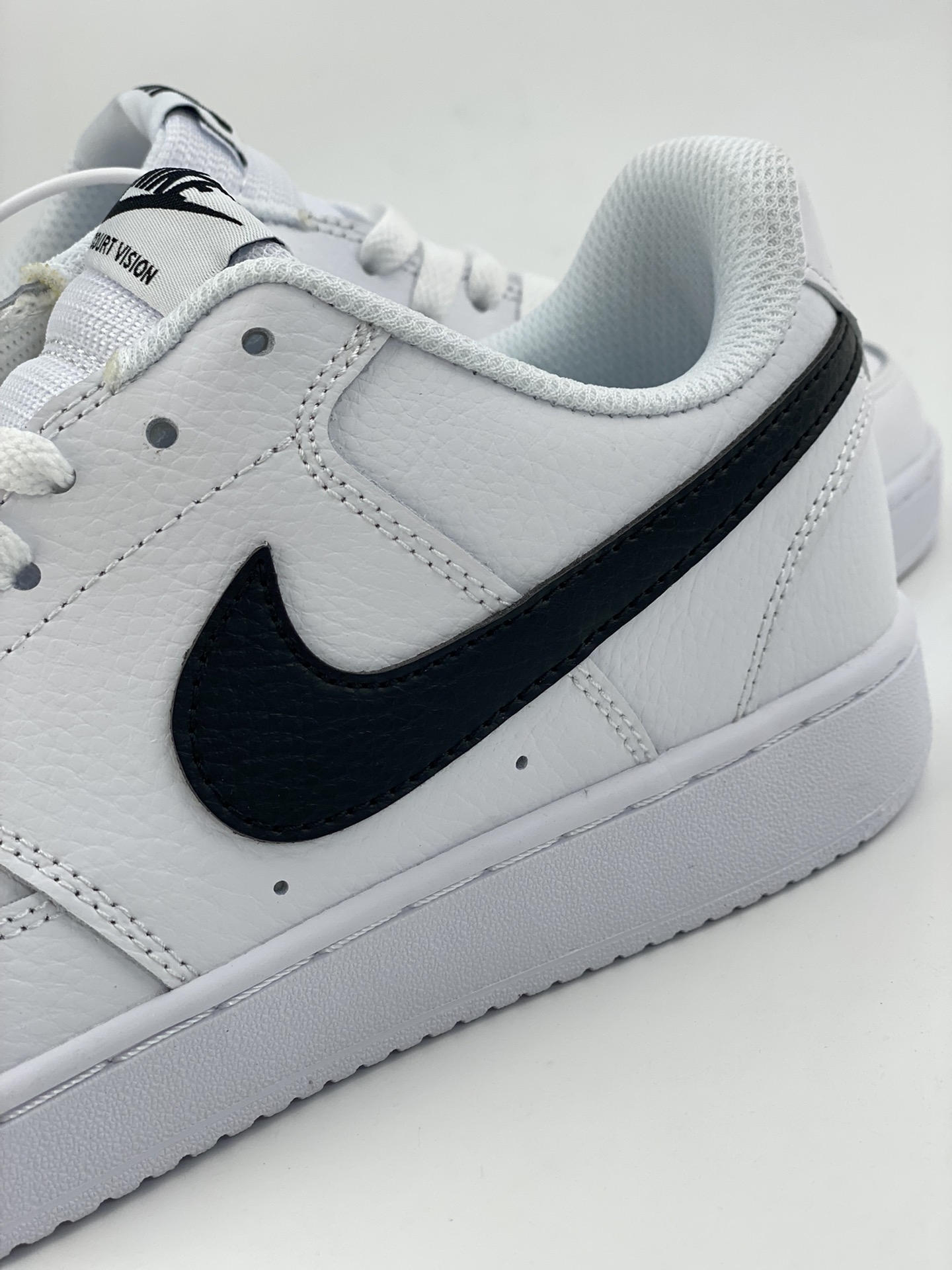 150 NIKE Court Vision Low 休闲运动板鞋 CD5463-101