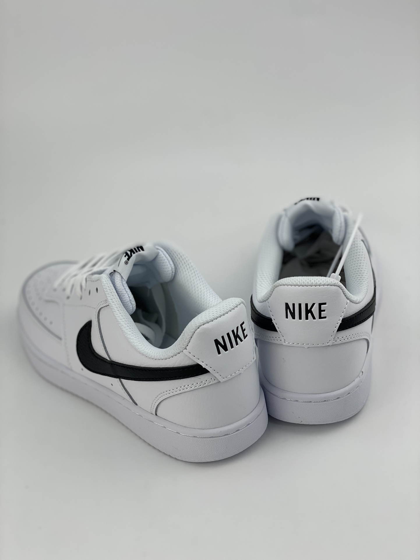 150 NIKE Court Vision Low 休闲运动板鞋 CD5463-101