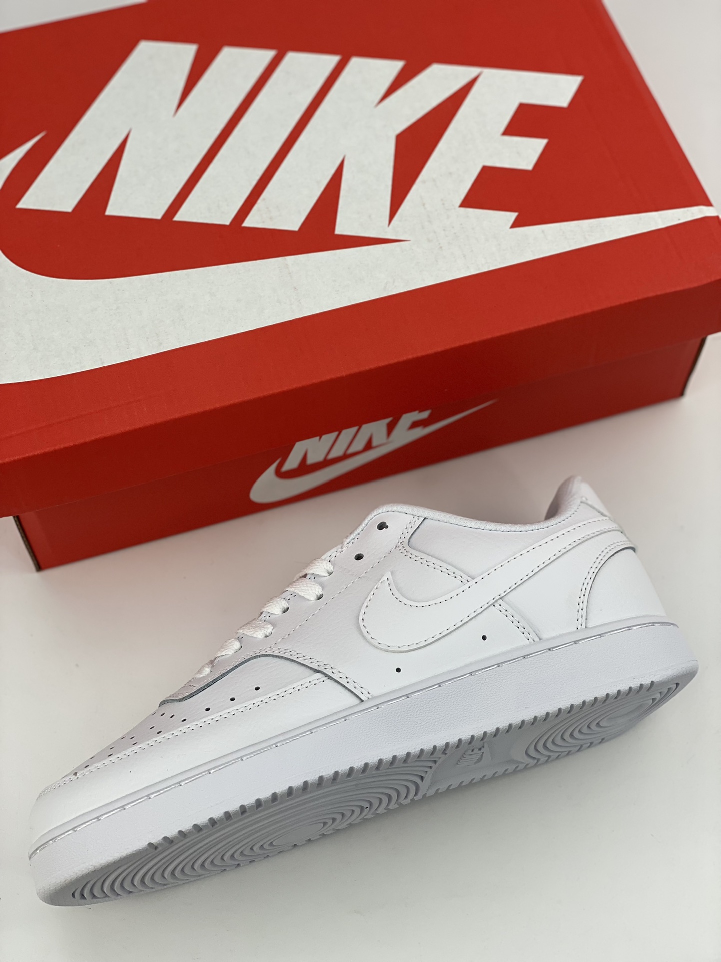 150 NIKE Court Vision Low 休闲运动板鞋 CD5463-100