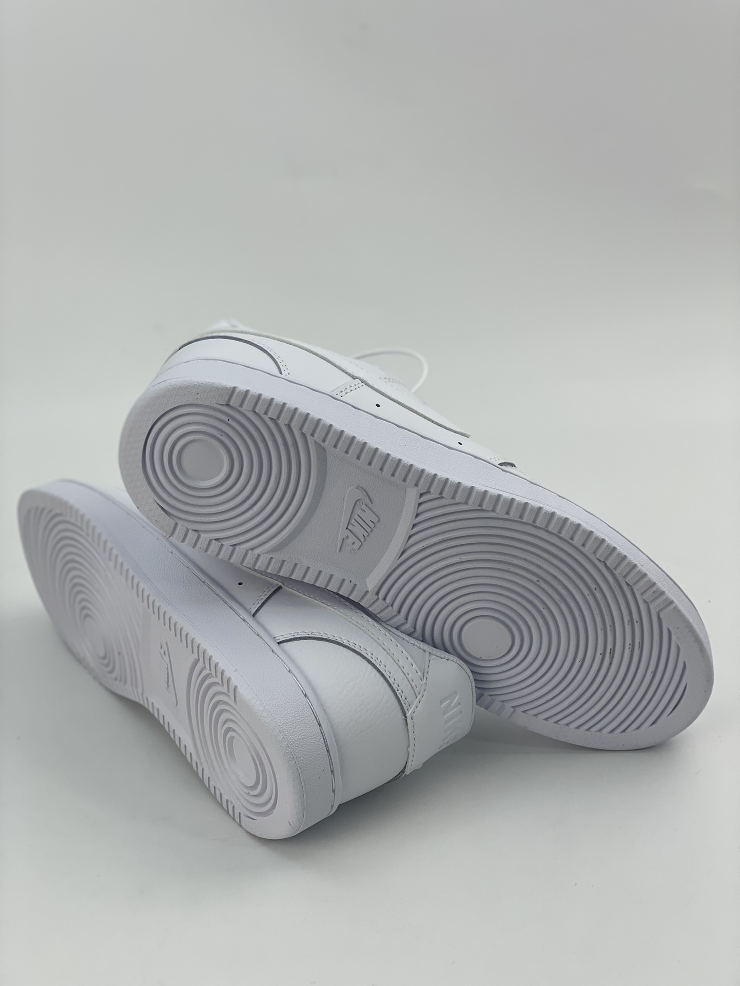 150 NIKE Court Vision Low 休闲运动板鞋 CD5463-100