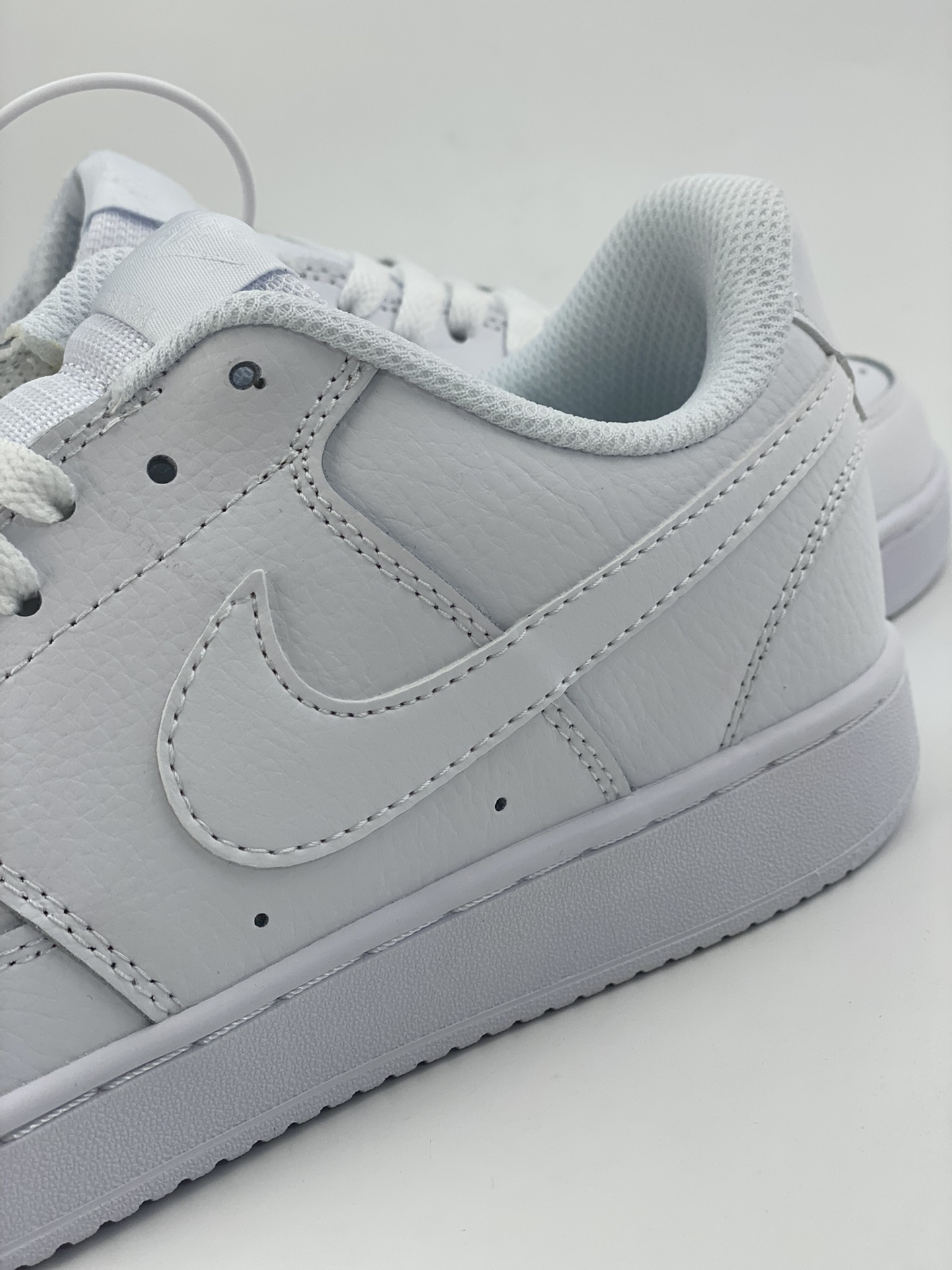 150 NIKE Court Vision Low 休闲运动板鞋 CD5463-100