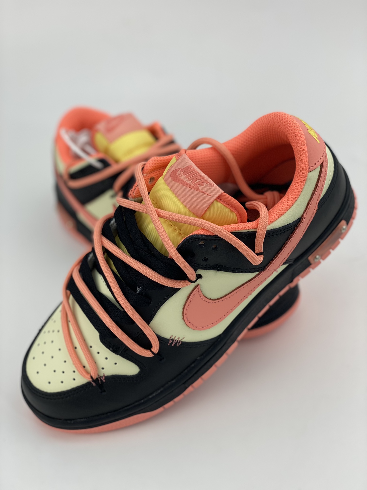 200 Nike SB Dunk Low 解构抽绳低帮