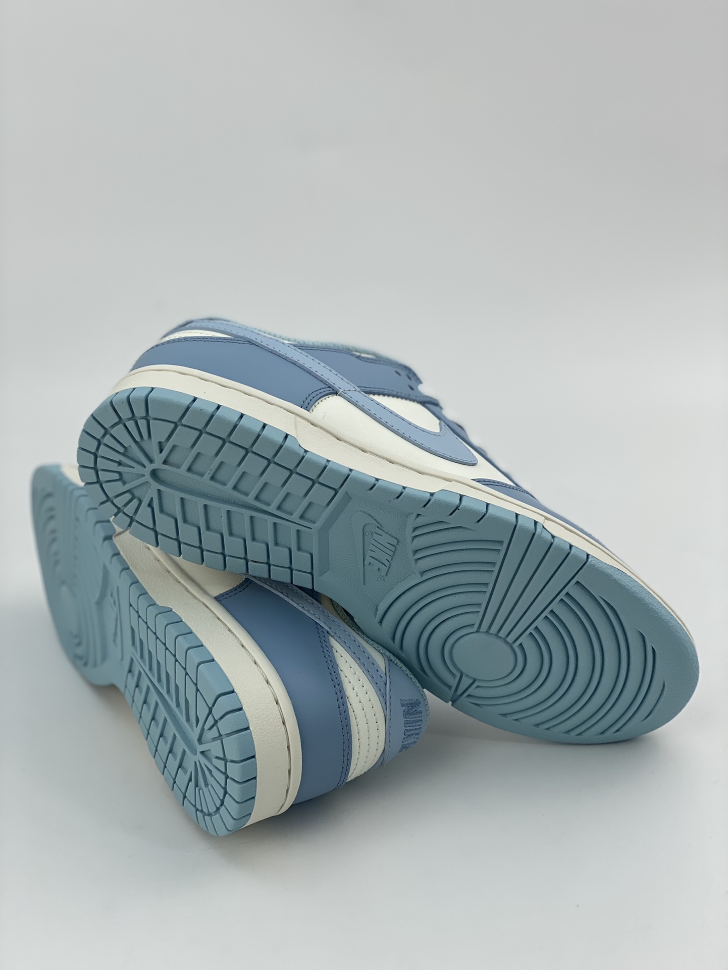 260 Nike SB Dunk Low 夏日牛乳 奶蓝 DD1503-123
