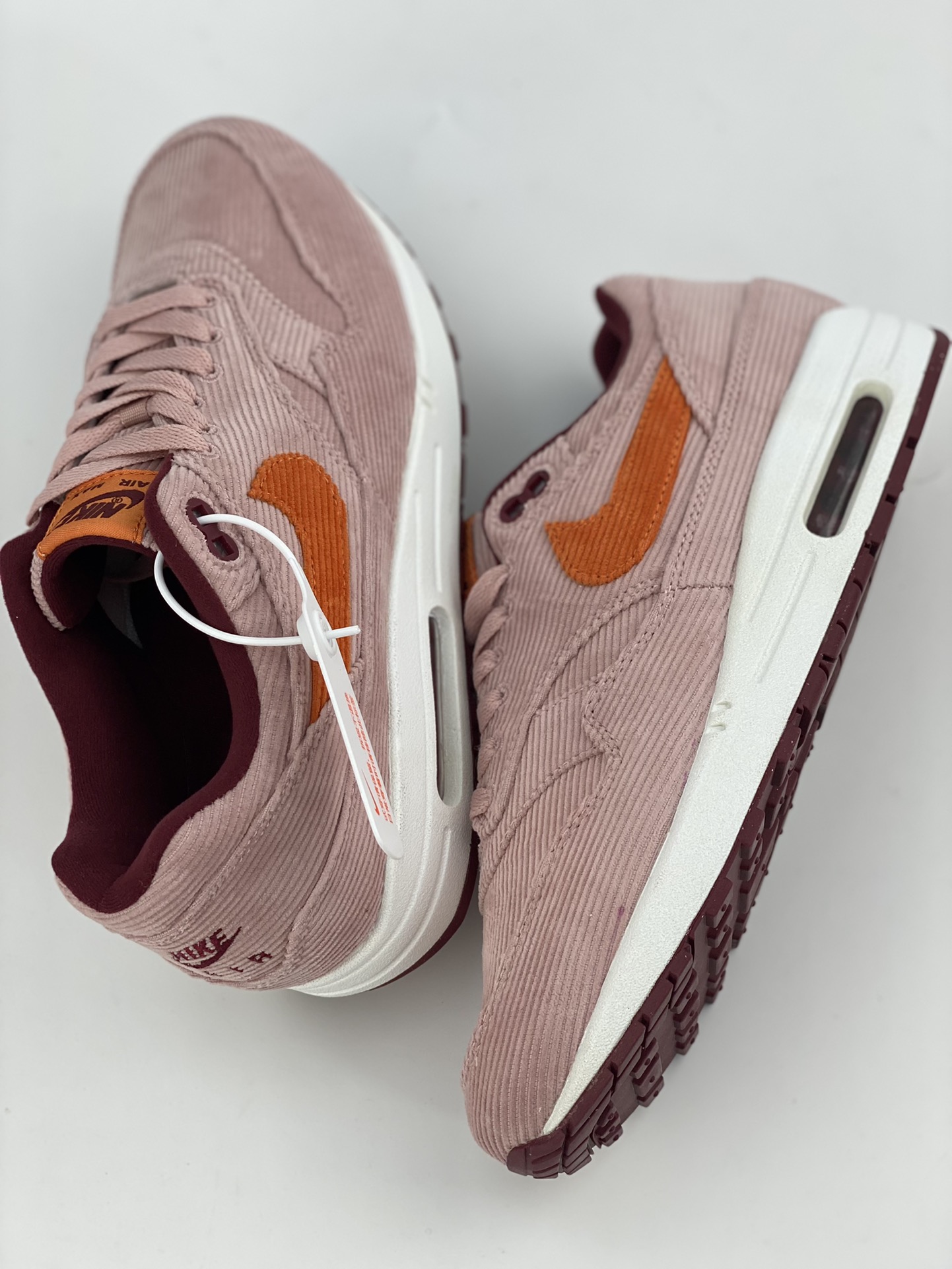 240 Nike Air Max 1 PRM 桃粉灯芯绒 复古休闲气垫跑步鞋 FB8915-600